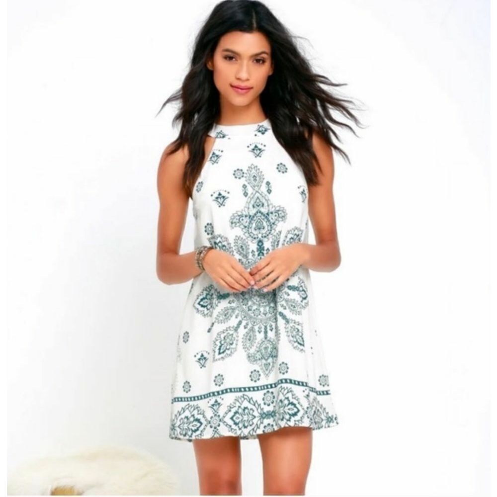 LULU'S GREEN & WHITE I CAN SEA IT NOW MEDALLION PRINT SHIFT MINI DRESS SIZE M